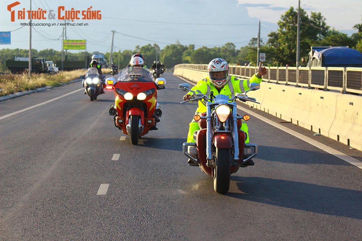 Hang tram xe moto khung do ve “chao lua” Quang Tri-Hinh-10